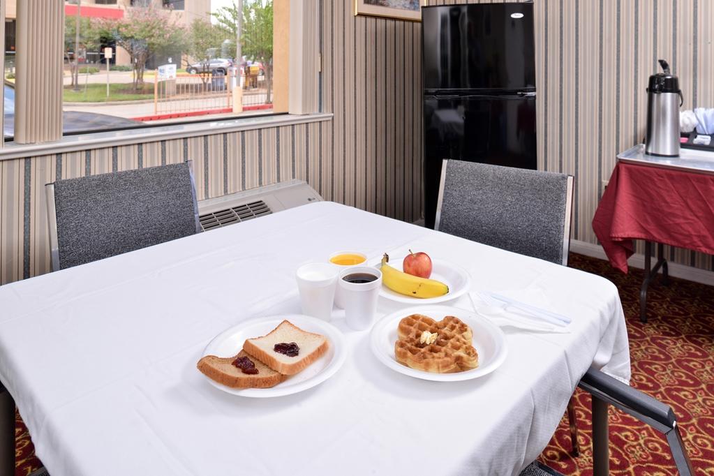 Americas Best Value Inn And Suites Houston/Northwest Brookhollow Létesítmények fotó