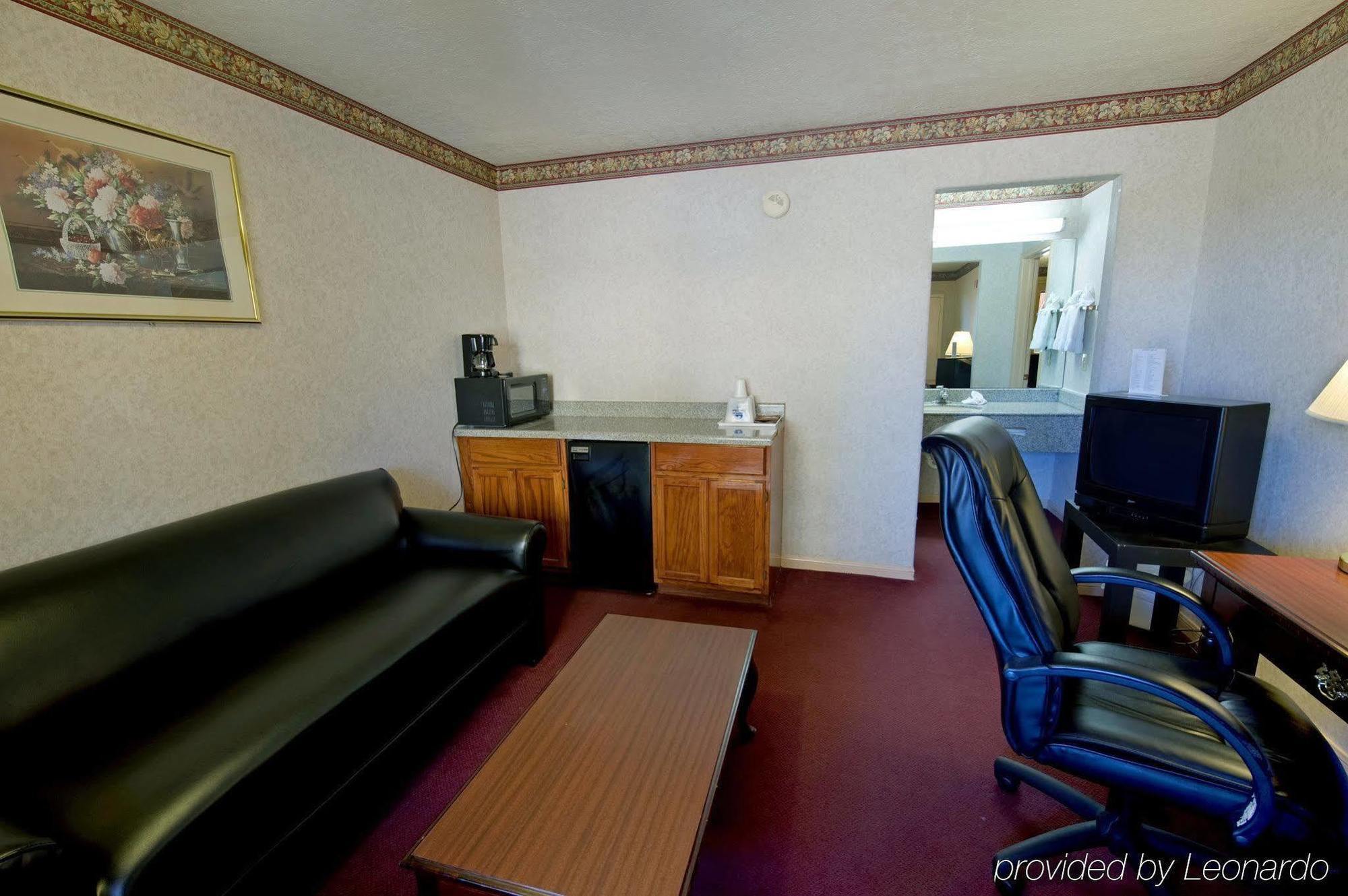 Americas Best Value Inn And Suites Houston/Northwest Brookhollow Kültér fotó