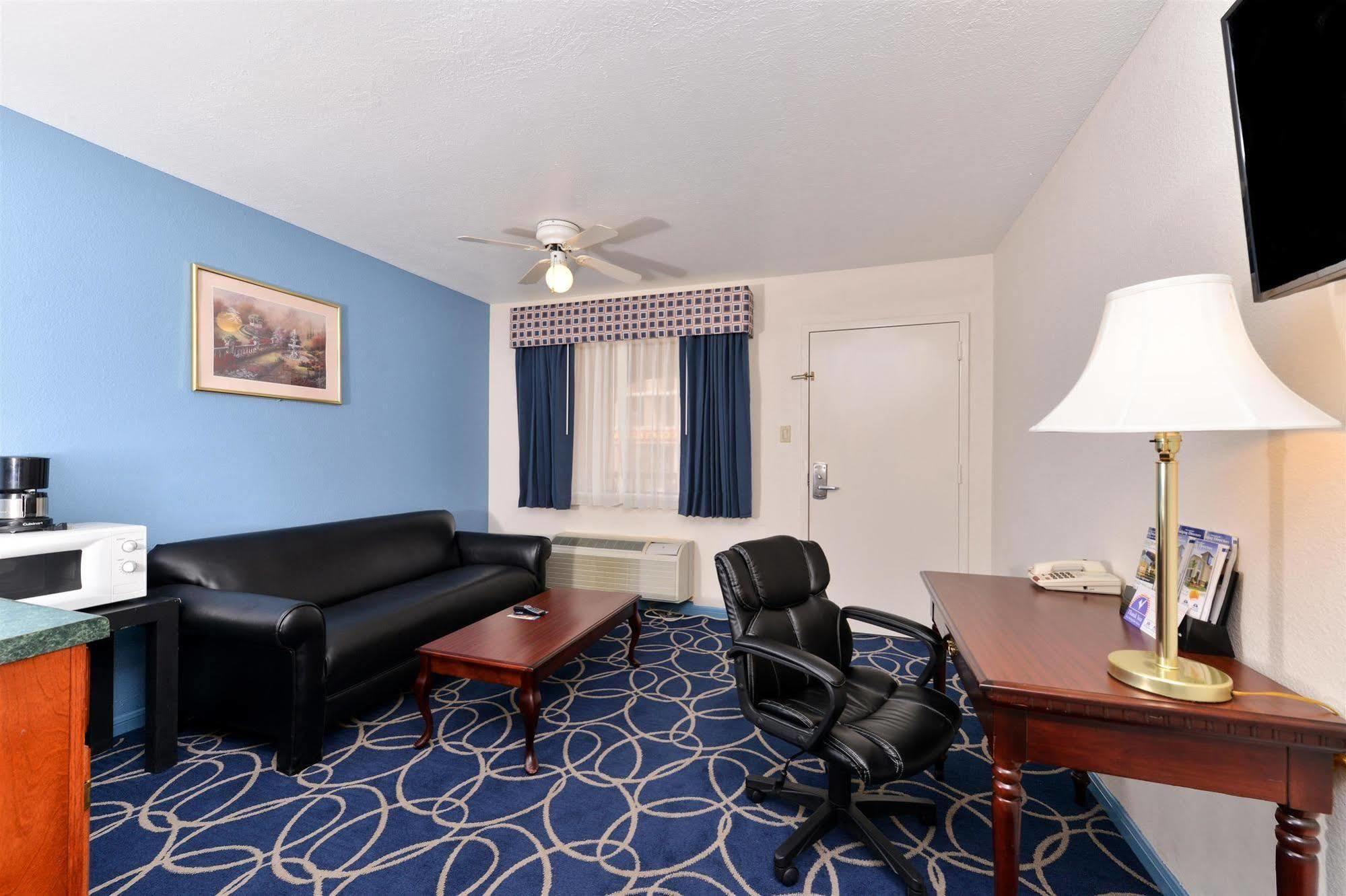 Americas Best Value Inn And Suites Houston/Northwest Brookhollow Kültér fotó